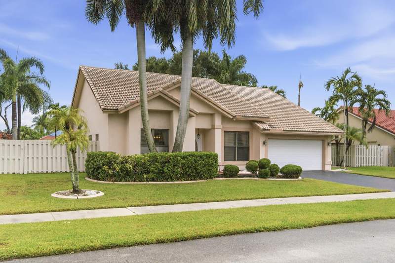 3 bedroom Single Family Residence at 761 Greenbriar Avenue, Shenandoah Section Four, Davie — photo 3