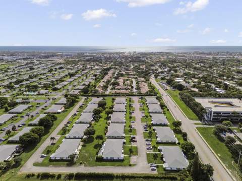 360 High Point Court #C, Boynton Beach FL - photo 23 of 29