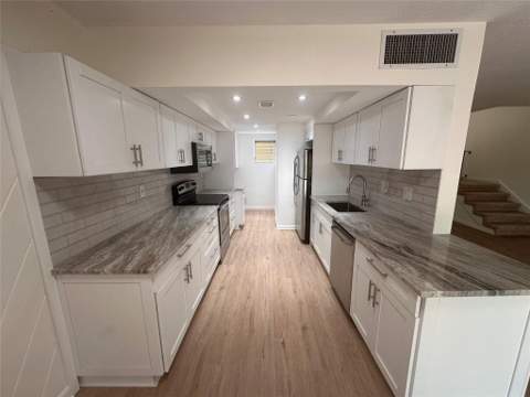1501 SE 15th Street #3-4, Fort Lauderdale FL - photo 7 of 27
