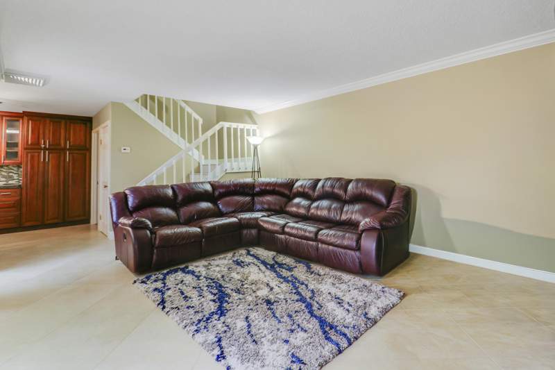 3 bedroom Townhouse at 1901 19th Lane, Garden Lakes And Garden Square Shops, Palm Beach Gardens — photo 4