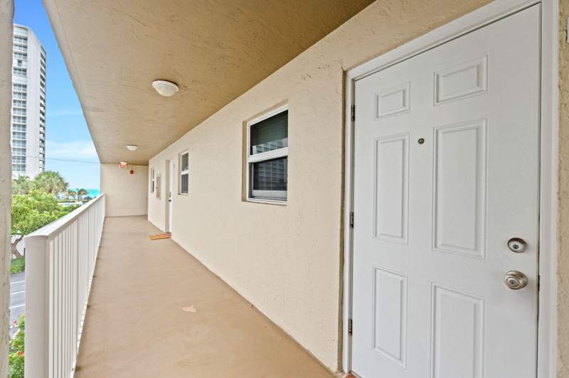 1 bedroom Condominium at 2929 S Ocean #315, BOCA CONDO, Boca Raton — photo 4