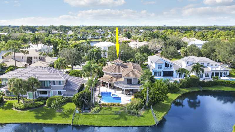 4 bedroom Single Family Residence at 204 Chinook Lane, Loxahatchee Club At Maplewood 1 Ph 2, Jupiter — photo 1