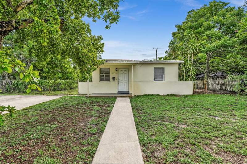 1 bedroom Single Family Residence at 4936 NE 14th Avenue, Pompano Beach Highlands, Pompano Beach — photo 4