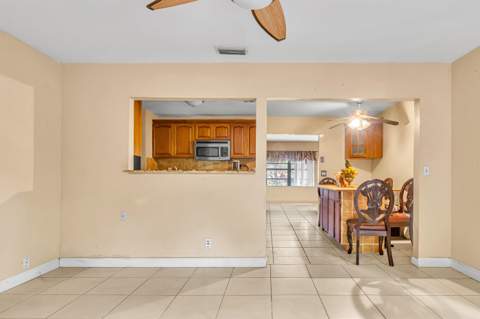 9522 Affirmed Lane, Boca Raton FL - photo 11 of 21