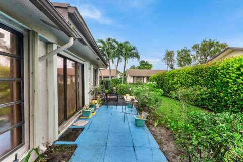 6265 American Azalea Lane, Greenacres FL - photo 23 of 30