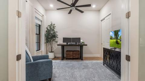 7520 N Blue Spring Drive, Parkland FL - photo 15 of 53