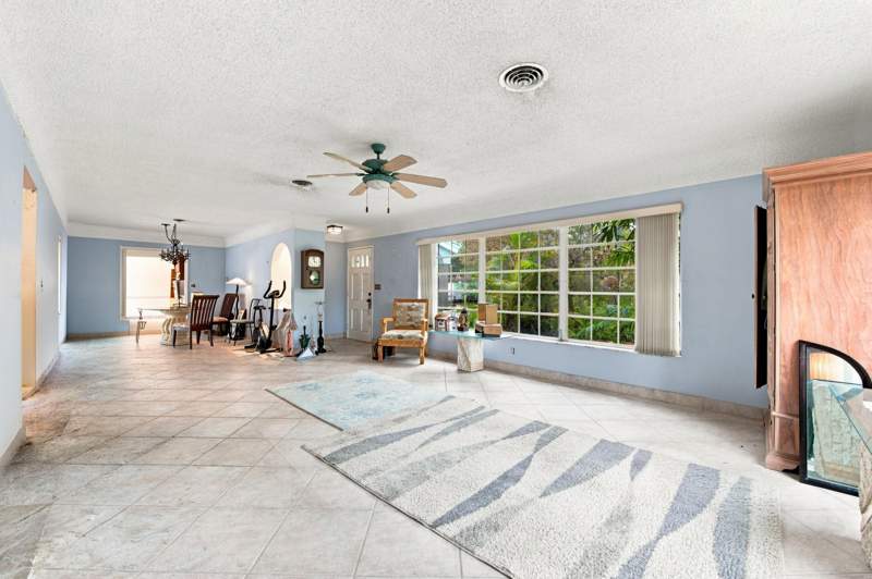 3 bedroom Single Family Residence at 1421 SW 13th Street, South Fork Estates, Fort Lauderdale — photo 5