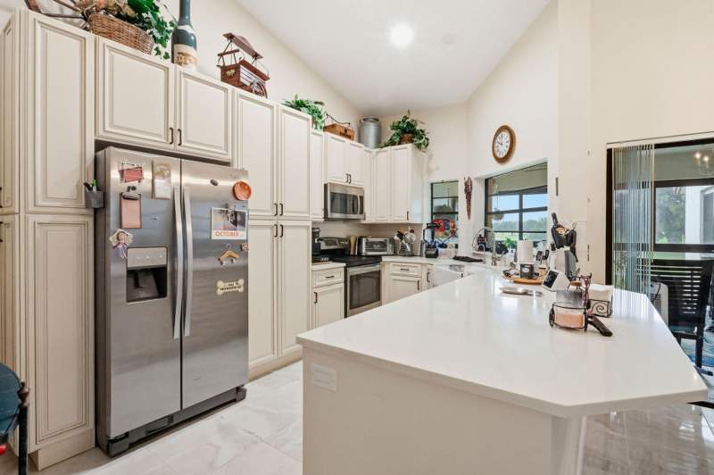 2 bedroom Condominium at 5853 Parkwalk Drive, Coves At Parkwalk Condo, Boynton Beach — photo 4