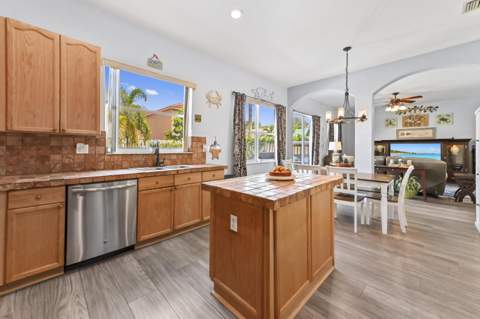 4442 Onega Circle, West Palm Beach FL - photo 13 of 41