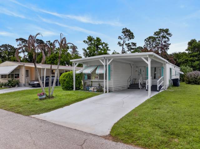Spanish Lakes Golf Village
