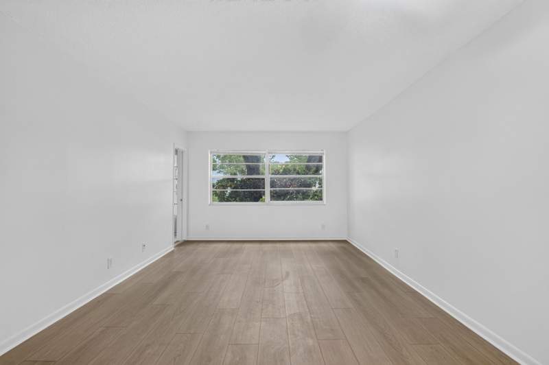 1 bedroom Condominium at 5061 W Oakland Park Boulevard #113, Fern Gardens Condo, Lauderdale Lakes — photo 3