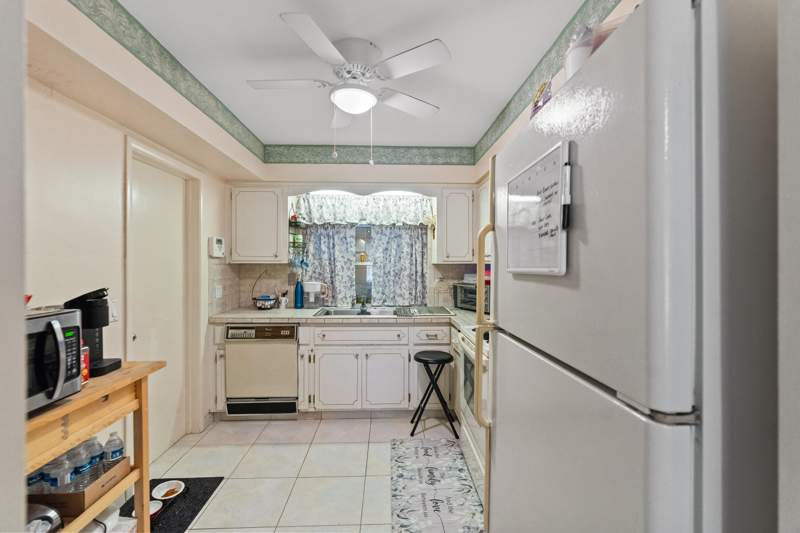 2 bedroom Single Family Residence at 1111 NW 85th Way, Boulevard Heights Sec 9, Pembroke Pines — photo 5