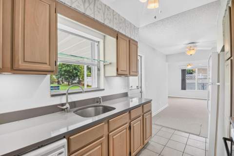129 Greenbrier Drive, Palm Springs FL - photo 7 of 26