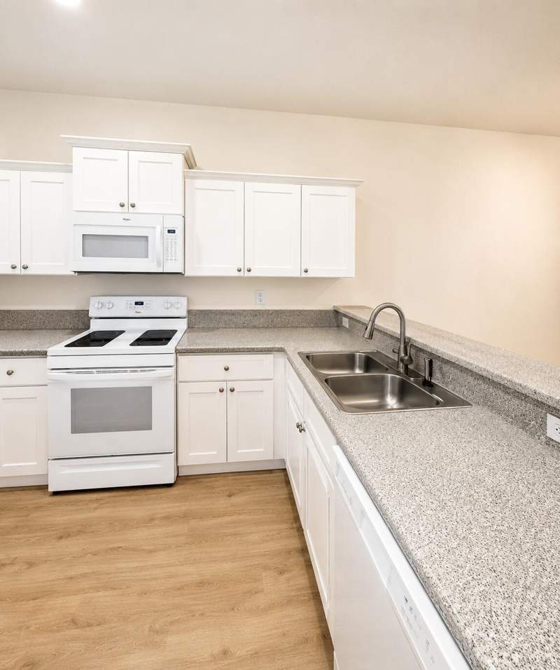 2 bedroom Single Family Residence at 611 NW Whitfield Way, Cascades At St Lucie West Phase 1 , Port St. Lucie — photo 3