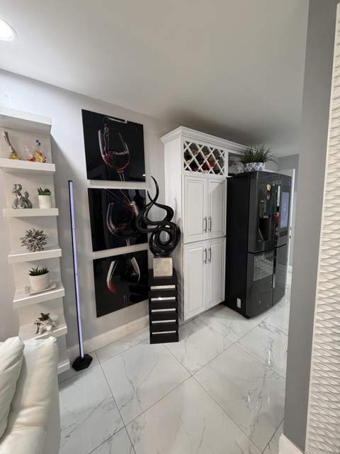 3407 Taconic Drive, West Palm Beach FL - photo 8 of 24