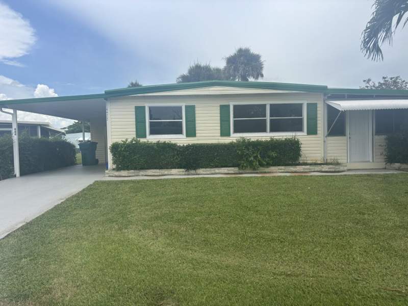 2 bedroom Manufactured Home at 4435 Round Table Court, Sea Meadows, Boynton Beach — photo 4