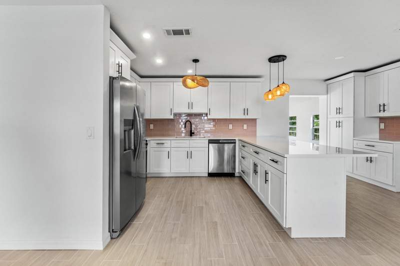 3 bedroom Single Family Residence at 6185 SE Audubon Lane, Poinciana Gardens, Hobe Sound — photo 3