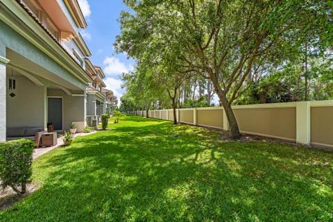 2170 SW Cape Cod Drive, Port St. Lucie FL - photo 21 of 25
