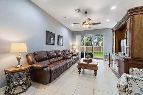 2170 SW Cape Cod Drive, Port St. Lucie FL - photo 8 of 25
