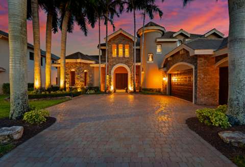 10538 Versailles Boulevard, luxury home for sale in Wellington