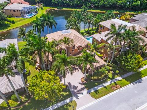 10538 Versailles Boulevard, Wellington FL - photo 7 of 45