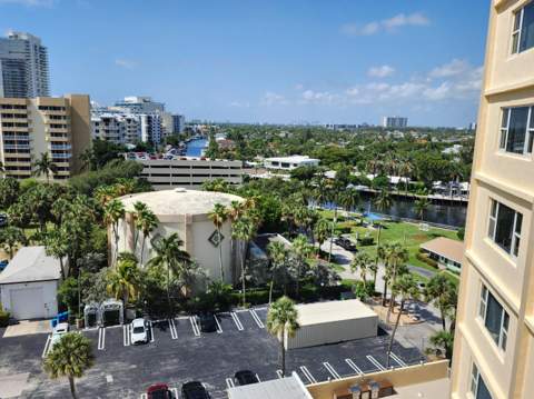 1200 Hibiscus Avenue #1006, Pompano Beach FL - photo 10 of 34