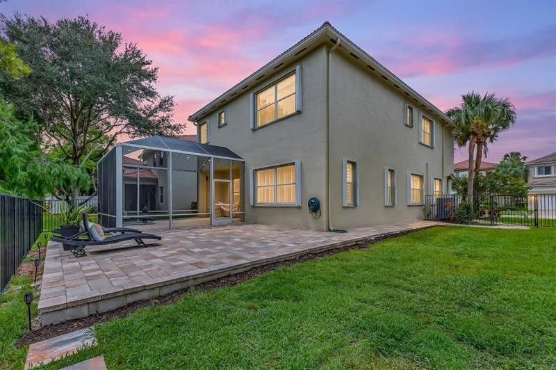 5 bedroom Single Family Residence at 1070 Grove Park Circle, Palmyra Estates, Boynton Beach — photo 4