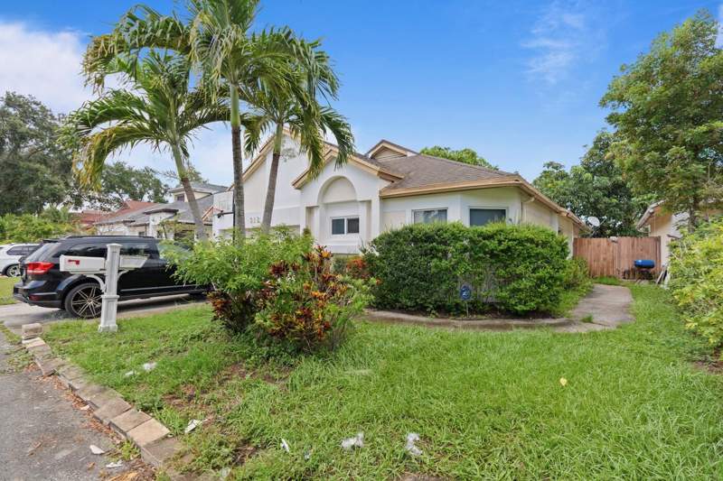 3 bedroom Single Family Residence at 312 Bishop Road, North Lauderdale Division, North Lauderdale — photo 3