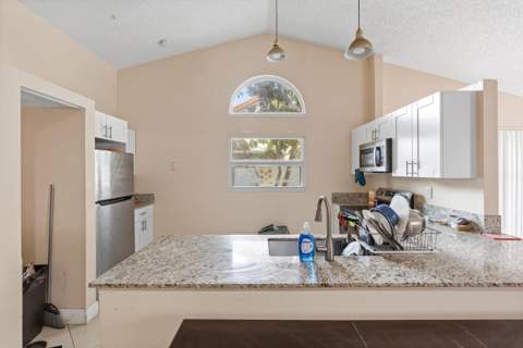 312 Bishop Road, North Lauderdale FL - photo 14 of 35