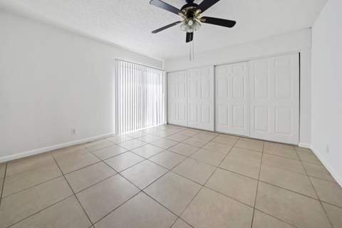 2173 White Pine Circle #C, Greenacres FL - photo 7 of 15