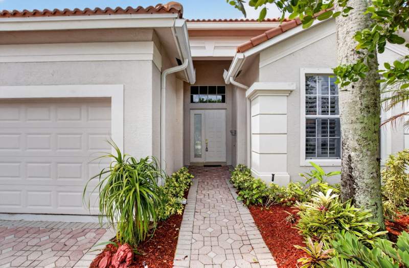 3 bedroom Single Family Residence at 7290 Southport Drive, Aberdeen/ Oxford Place, Boynton Beach — photo 2