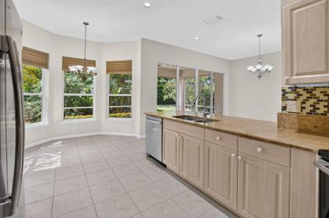 7290 Southport Drive, Boynton Beach FL - photo 14 of 55