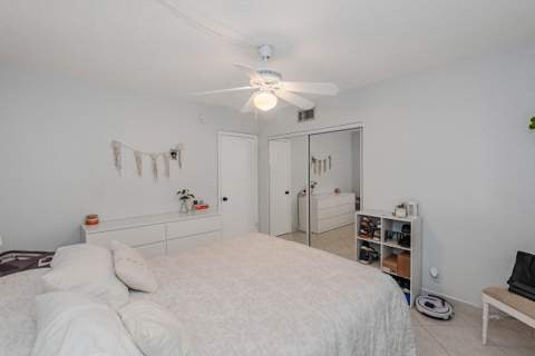 320 S Surf Road #206, Hollywood FL - photo 23 of 34