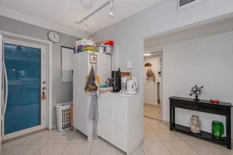 320 S Surf Road #206, Hollywood FL - photo 20 of 34