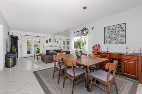 320 S Surf Road #206, Hollywood FL - photo 8 of 34