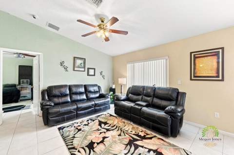5863 Azalea Circle, West Palm Beach FL - photo 18 of 49