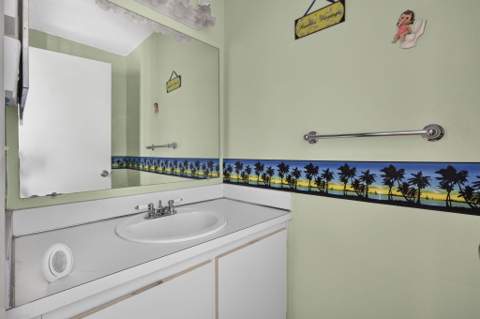3714 Savoy Lane #F, West Palm Beach FL - photo 10 of 59
