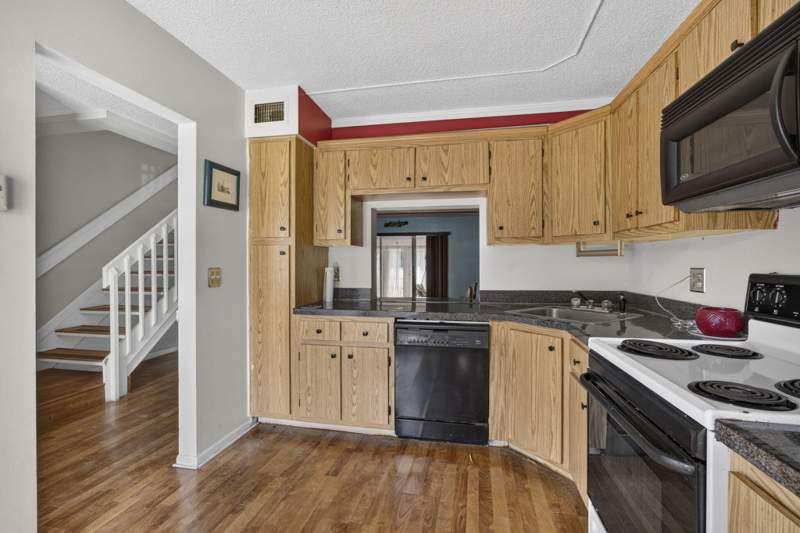 2 bedroom Condominium at 3714 Savoy Lane #F, Palm Club West Village 1 Condo, West Palm Beach — photo 4