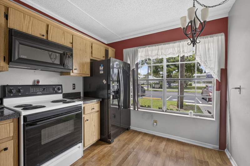 2 bedroom Condominium at 3714 Savoy Lane #F, Palm Club West Village 1 Condo, West Palm Beach — photo 5