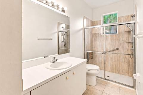 1490 Fairway Circle, Greenacres FL - photo 18 of 30