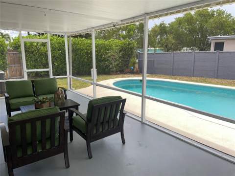 5813 NW 18th Court, Margate FL - photo 11 of 63