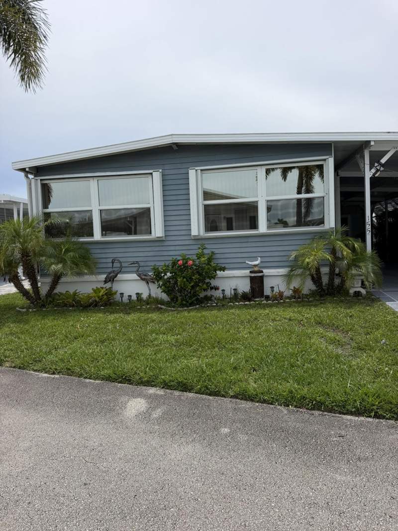 2 bedroom Manufactured Home at 3500 S Kanner Hwy Highway #155, Riverland Mobile Home Park Unrec Co-Op, Stuart — photo 2