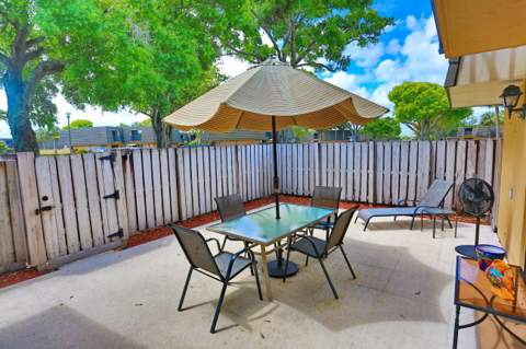 325 3rd Way, West Palm Beach FL - photo 13 of 14