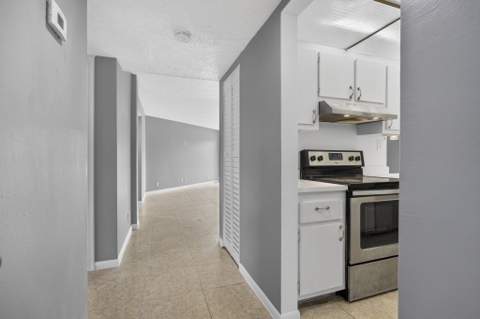 1900 N Congress Avenue #201, West Palm Beach FL - photo 6 of 41