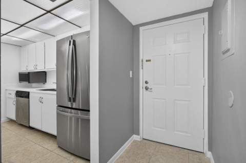 1900 N Congress Avenue #201, West Palm Beach FL - photo 7 of 41