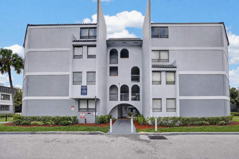 2 bedroom Condominium at 1900 N Congress Avenue #201, Presidential Golfview Condo, West Palm Beach — photo 4