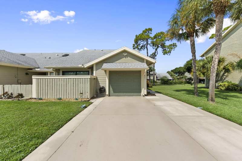2 bedroom Villa at 1431 SE Colchester Circle, South Port St Lucie Unit 16 1st Replat, Port St. Lucie — photo 1