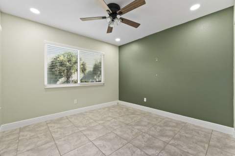1431 SE Colchester Circle, Port St. Lucie FL - photo 22 of 32