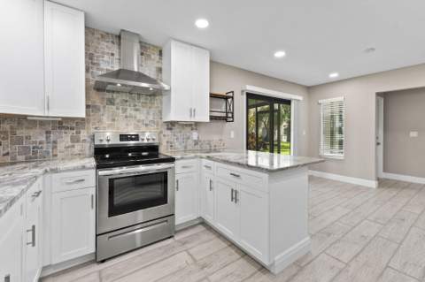 1431 SE Colchester Circle, Port St. Lucie FL - photo 8 of 32
