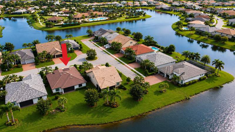 3 bedroom Single Family Residence at 604 SE Monteiro Drive, Veranda Plat No 4 Veranda Gardens West Phase 2, Port St. Lucie — photo 4